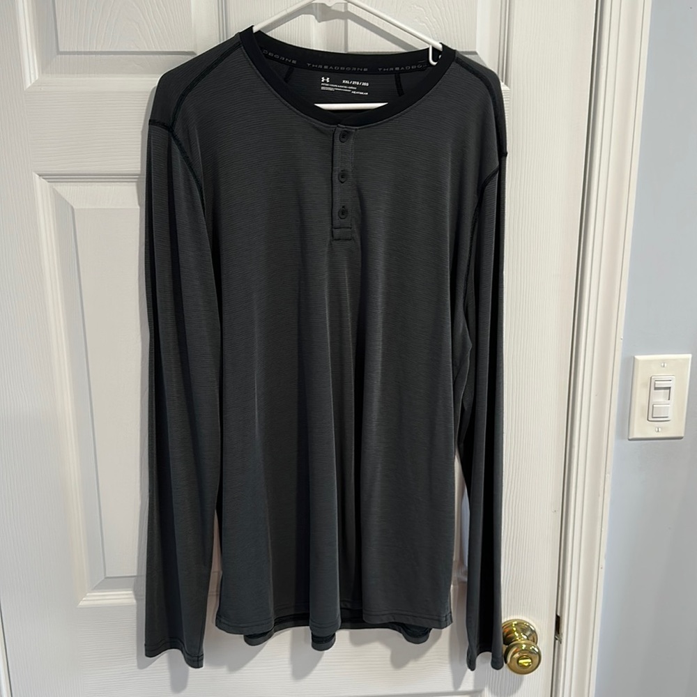 UA long sleeve shirt